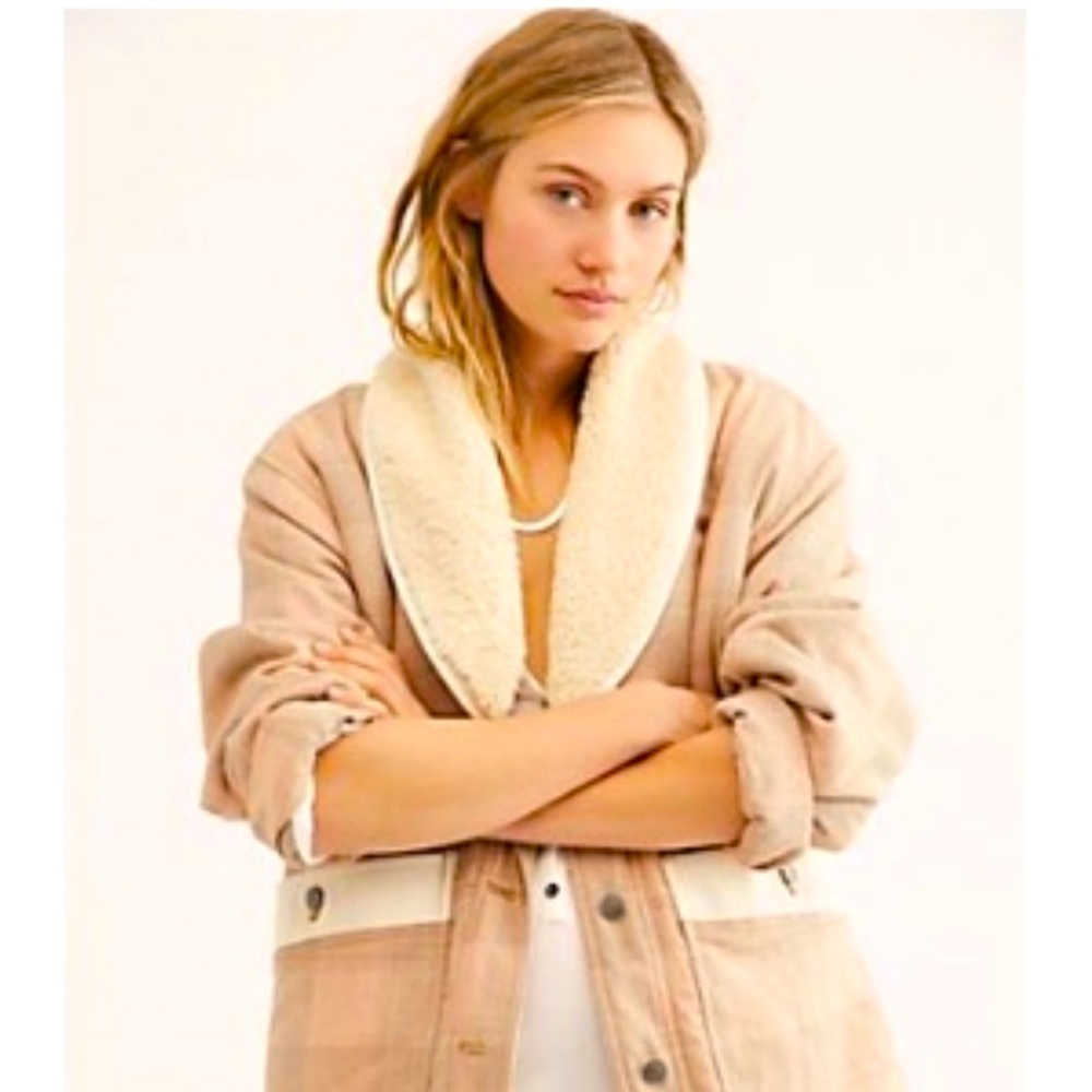 EUC Free People Woodlands sherpa-lined jacket.